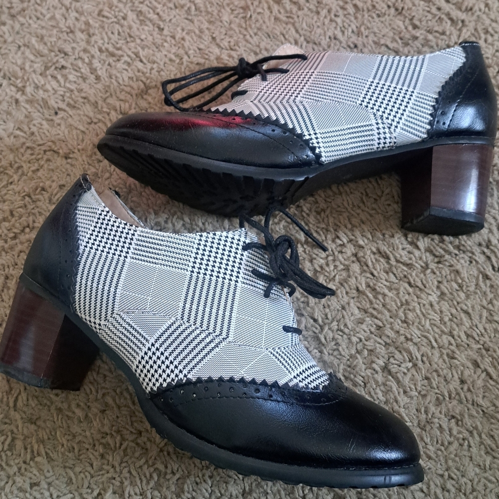 Retro Women Wingtip Color Stitching Lace Up Brogue Block Med Heels Oxfords Shoes